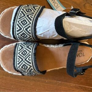 TOMS Black and Tan Espadrille Sandals